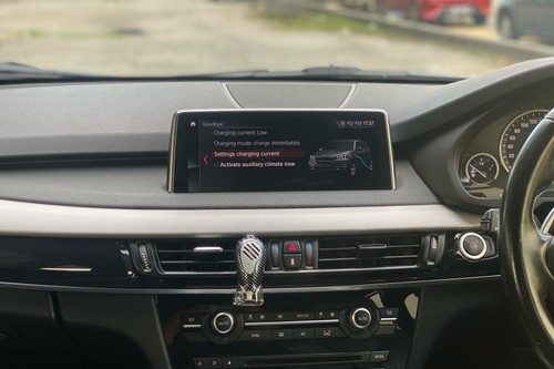 2017 BMW X5 Hybrid xDrive 40e M Sport Terpakai