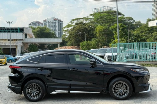 Used 2021 Toyota Harrier 2.0 Luxury