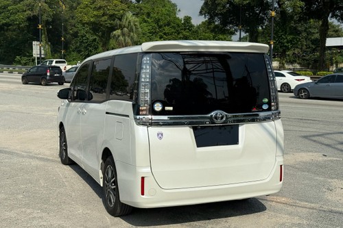 Used 2016 Toyota Voxy 2.0 ZS