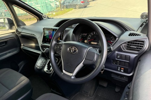 Used 2016 Toyota Voxy 2.0 ZS