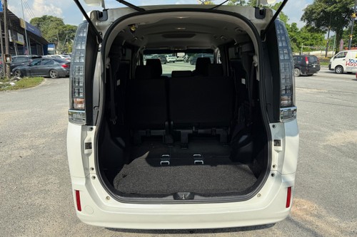 Used 2016 Toyota Voxy 2.0 ZS