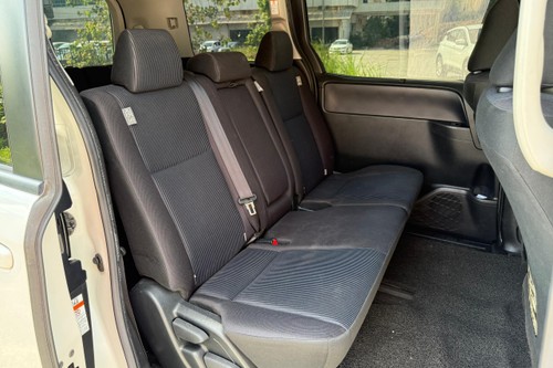 Used 2016 Toyota Voxy 2.0 ZS