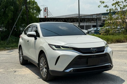 2020 Toyota Harrier 2.0 Z Spec Terpakai