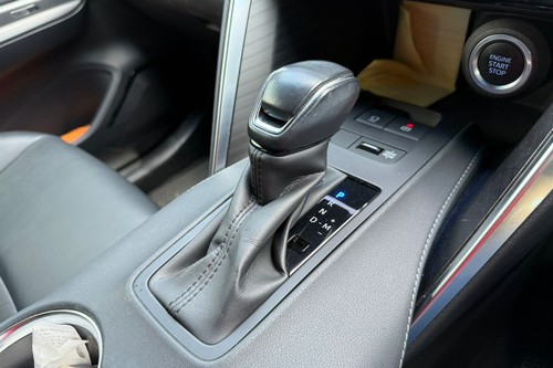 2020 Toyota Harrier Z Spec Recon Terpakai