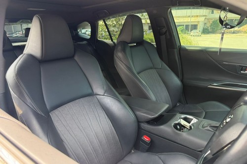 2020 Toyota Harrier Z Spec Recon Terpakai