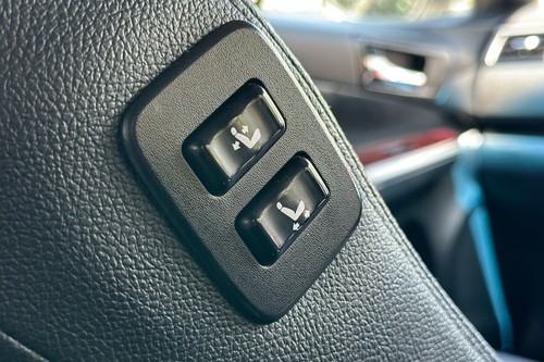 2013 Toyota Camry 2.5 Terpakai