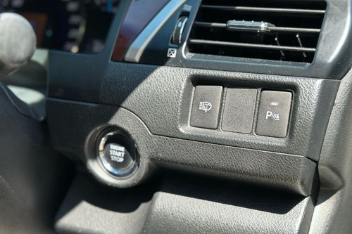 2013 Toyota Camry 2.5 Terpakai