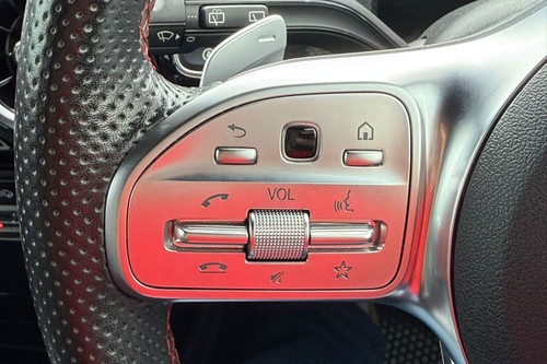 2018 Mercedes Benz A-Class A180 Terpakai