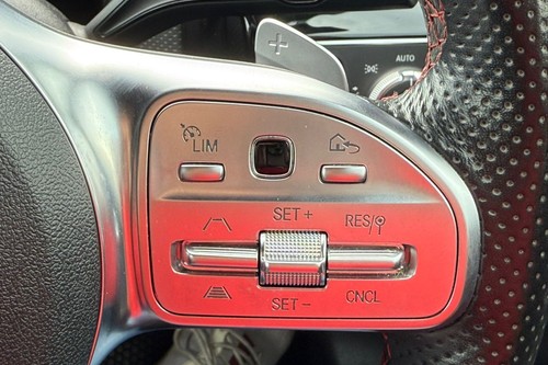 2018 Mercedes Benz A-Class A180 Terpakai