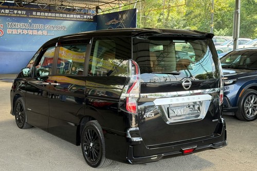 2022 Nissan Serena 2.0L Highway Star Terpakai