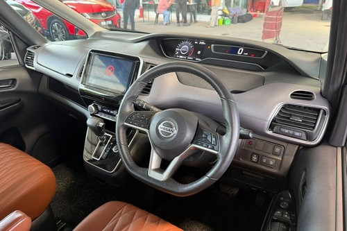 2022 Nissan Serena 2.0L Highway Star Terpakai