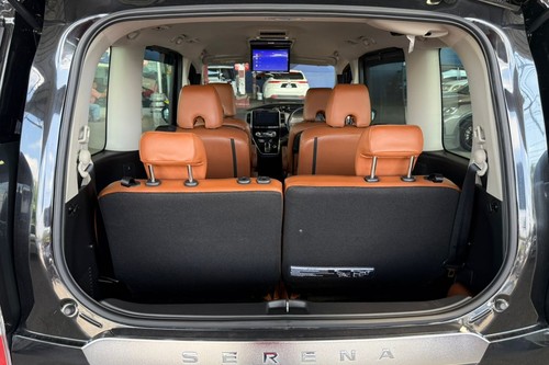 2022 Nissan Serena 2.0L Highway Star Terpakai