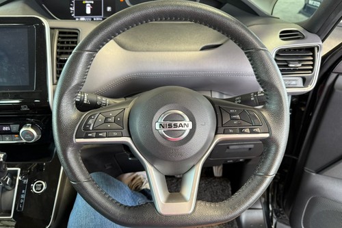 2022 Nissan Serena 2.0L Highway Star Terpakai