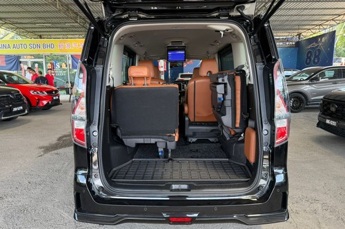 2022 Nissan Serena 2.0L Highway Star Terpakai