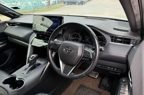 2022 Toyota Harrier Z Spec Recon Terpakai
