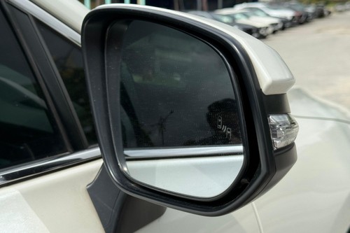 2022 Toyota Harrier Z Spec Recon Terpakai