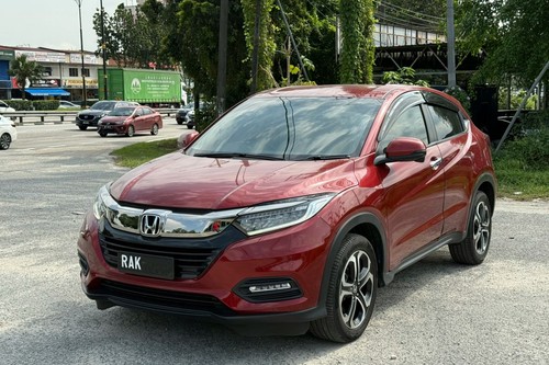 Old 2021 Honda HR-V 1.8L V