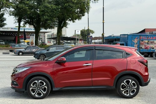 Second hand 2021 Honda HR-V 1.8L V 