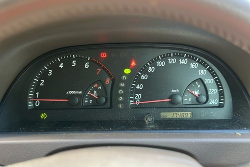 2005 Toyota Camry 2.0AT Terpakai