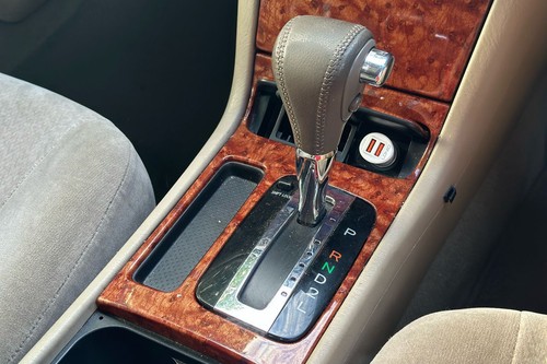 2005 Toyota Camry 2.0AT Terpakai