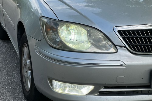 2005 Toyota Camry 2.0AT Terpakai