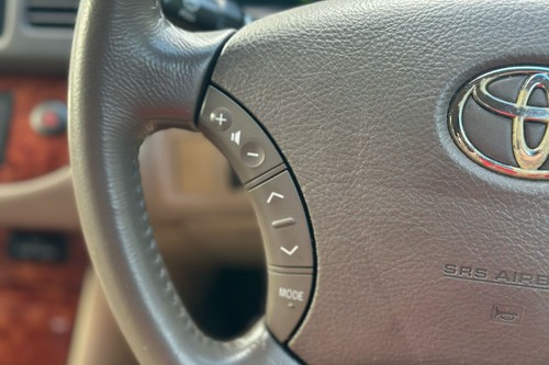 2005 Toyota Camry 2.0AT Terpakai