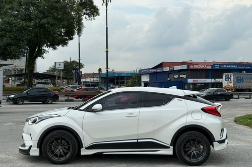 Second hand 2019 Toyota C-HR 1.8L 