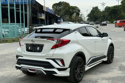 Used 2019 Toyota C-HR 1.8L