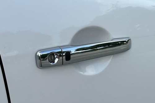 2016 Nissan Serena 2.0L Terpakai