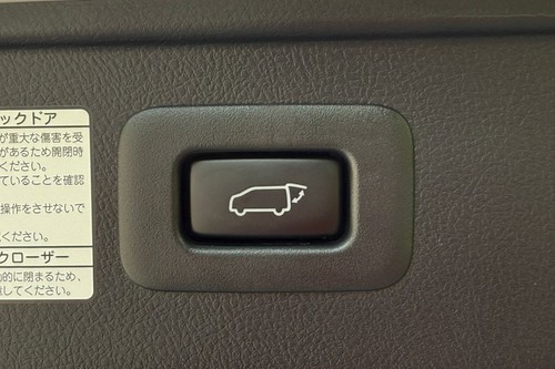 2021 Toyota Alphard 2.5 SC Terpakai