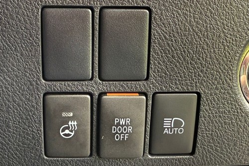 2021 Toyota Alphard 2.5 SC Terpakai