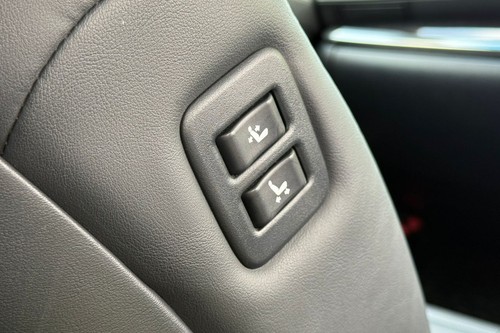 2021 Toyota Alphard 2.5 SC Terpakai