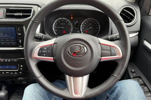 2023 Perodua Aruz 1.5AV Terpakai