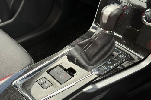 2024 Perodua Alza 1.5L AV Terpakai