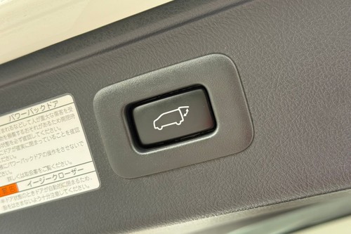 2020 Toyota Alphard 2.5 SC Terpakai