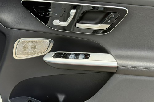 2023 Mercedes Benz GLC-Class 300 4Matic Terpakai