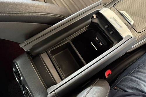 2023 Mercedes Benz GLC-Class 300 4Matic Terpakai