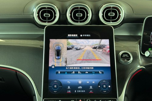 2023 Mercedes Benz GLC-Class 300 4Matic Terpakai