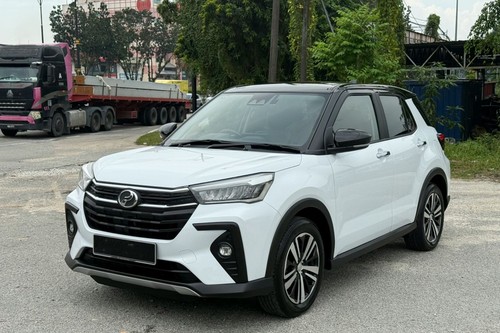 Old 2023 Perodua D55L 1.0L Turbo AV (Metallic)