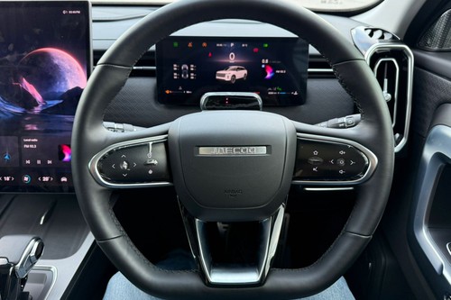 2024 JAECOO J7 AWD Terpakai