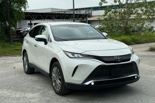 2020 Toyota Harrier 2.0 Z Terpakai