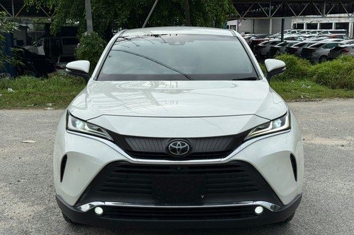 2020 Toyota Harrier 2.0 Luxury  lama