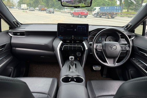 2020 Toyota Harrier 2.0 Luxury Terpakai