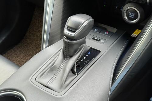 2020 Toyota Harrier 2.0 Luxury Terpakai