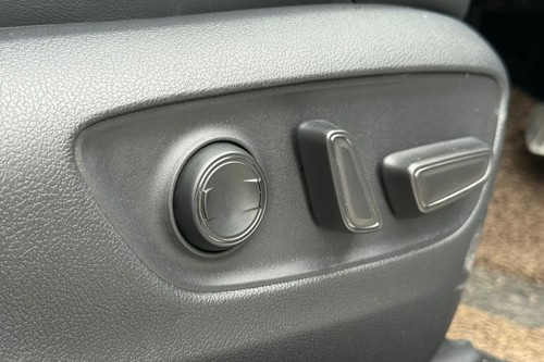 2020 Toyota Harrier 2.0 Luxury Terpakai