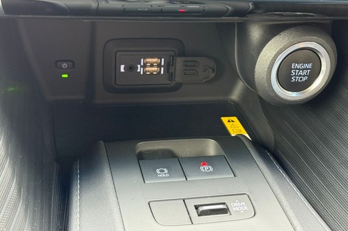 2020 Toyota Harrier 2.0 Luxury Terpakai