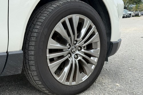 2020 Toyota Harrier 2.0 Luxury Terpakai