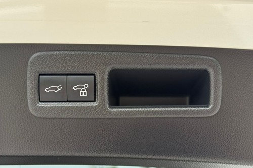 2020 Toyota Harrier 2.0 Luxury Terpakai