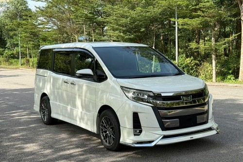 2019 Toyota Noah 2.0 WXB Terpakai