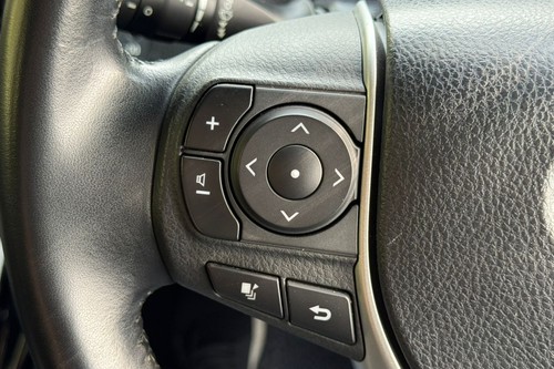 2019 Toyota Noah 2.0 Terpakai